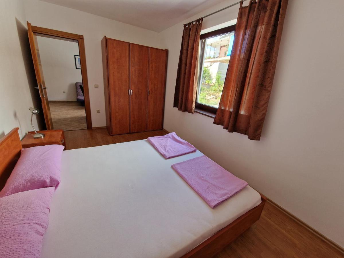 Apartments Lacic 3 Crikvenica Esterno foto