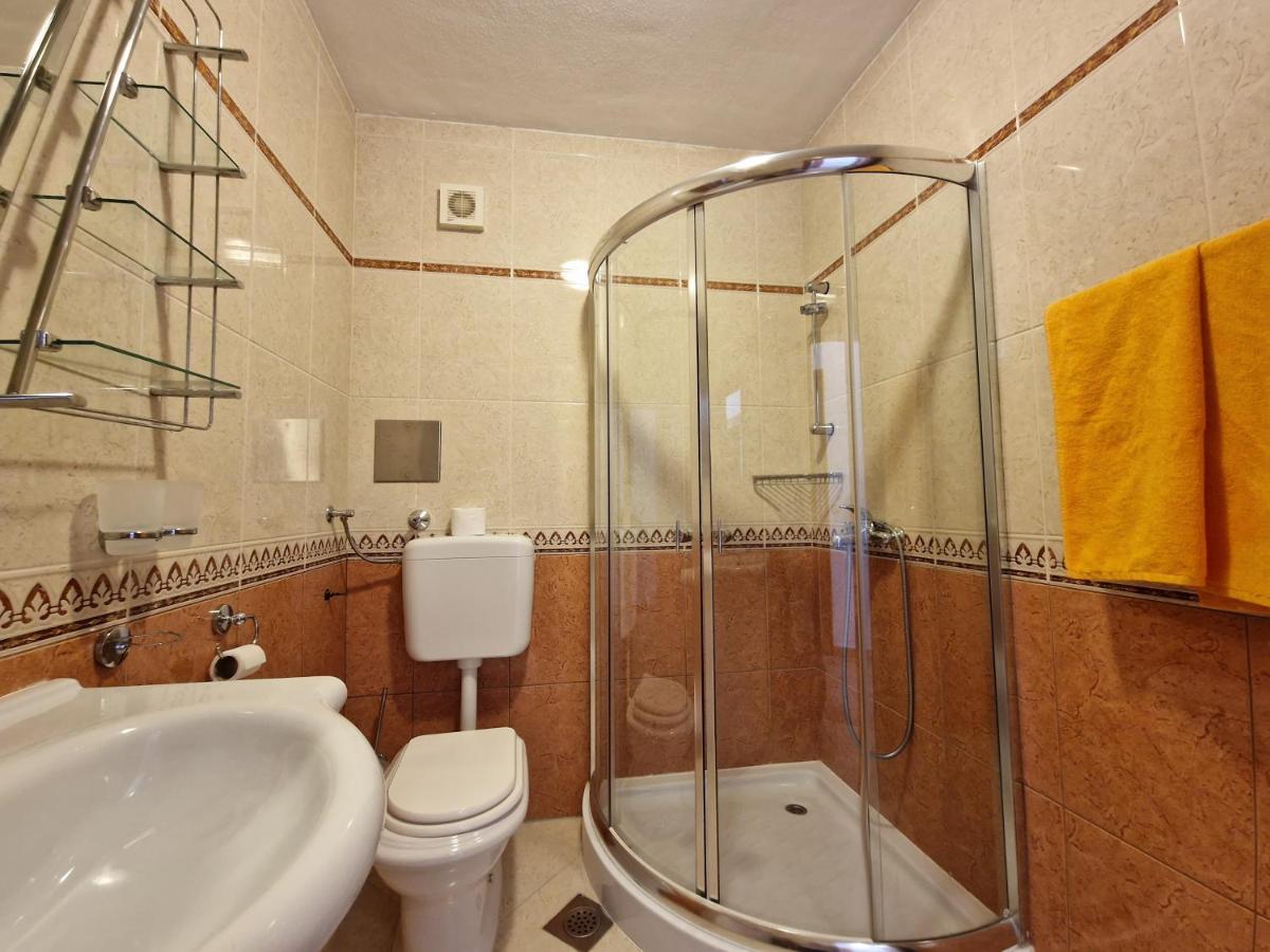Apartments Lacic 3 Crikvenica Esterno foto